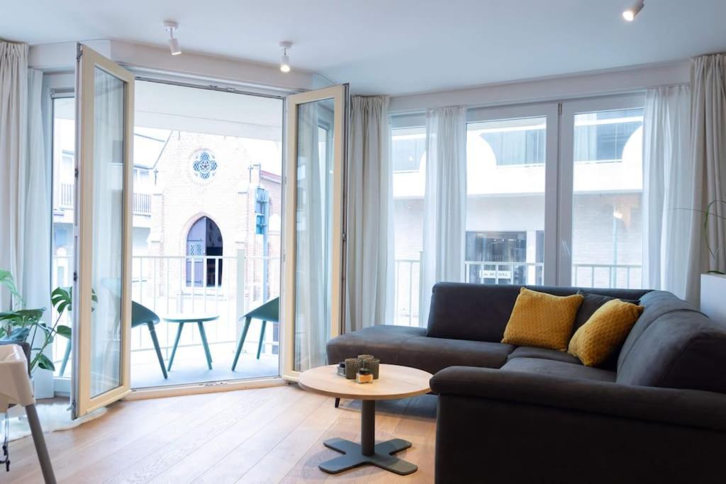A Bien Venue - Modern Appartement, 50M Van Zee Knokke-Heist Luaran gambar